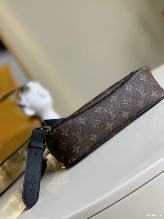 WIS LOUIS ODÉON VUITTON PM 0711